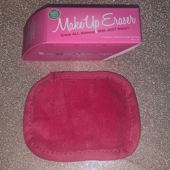 🍒2/$28 or 3/$38🍒 MakeUp Eraser (Mini Size) - Picture 2 of 4